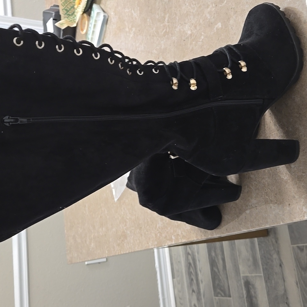 Black knee boots size 11 - Picture 4 of 7